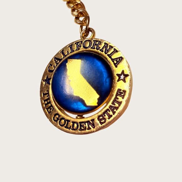 California The Golden State Souvenir Keychain Keyring Bear Map Center Spins - Picture 2 of 3